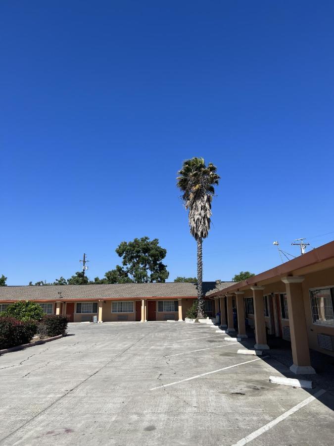 Travel Inn Gilroy Εξωτερικό φωτογραφία
