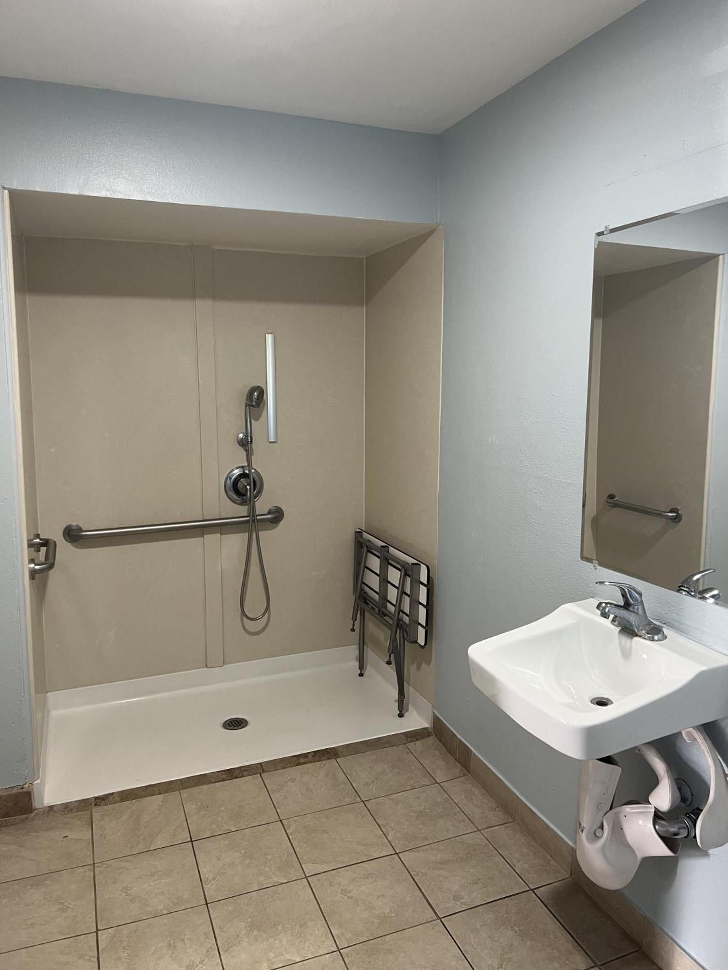 Travel Inn Gilroy Εξωτερικό φωτογραφία